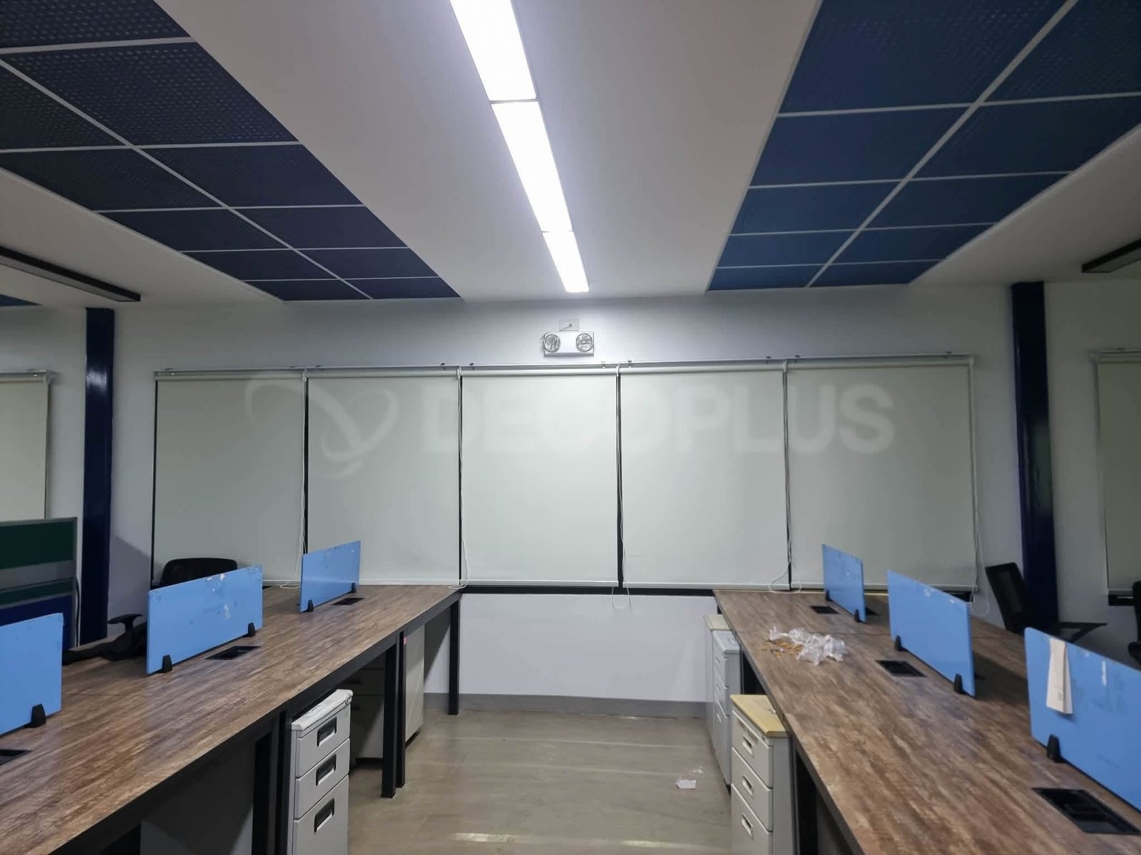 Roll Screen Blackout 06252026-11